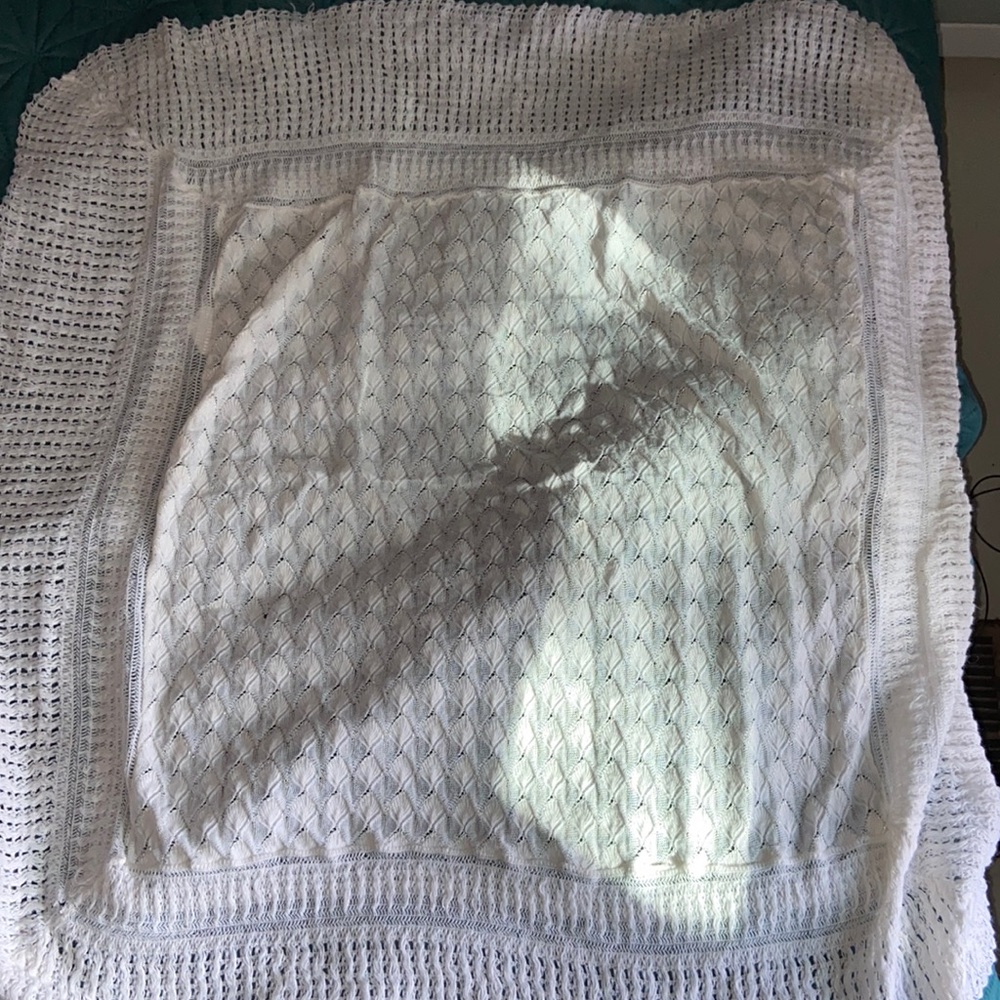 white baby blanket
